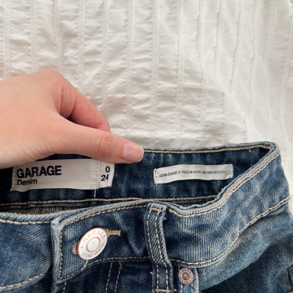 Garage Mid Rise Bootcut Jeans - Picture 4 of 5